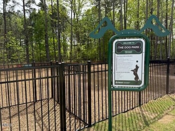 5422 Running Fox Ln, Durham, NC 27703