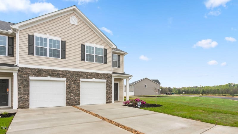 5423 Henley Ridge Dr #213, Graham, NC 27253