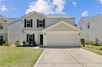5423 Patterson St, Hope Mills, NC 28348
