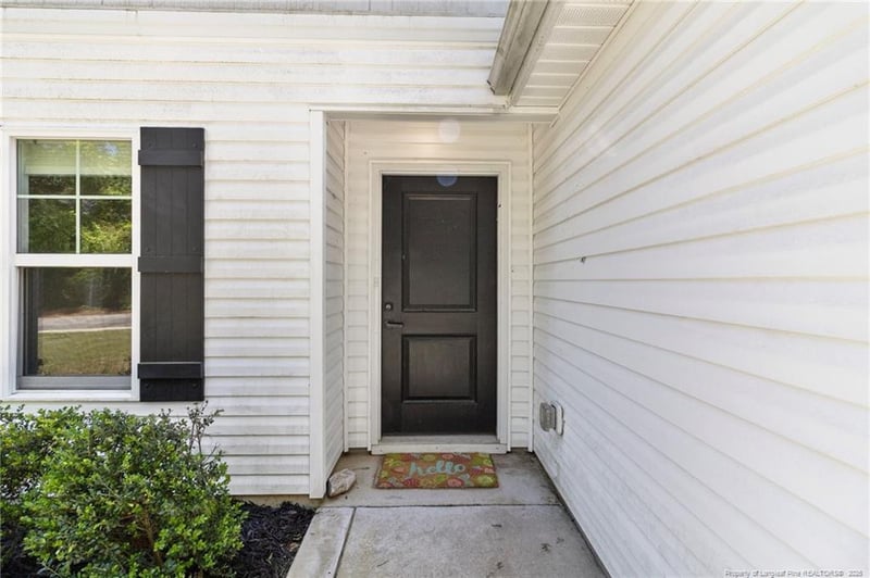 5423 Patterson St, Hope Mills, NC 28348