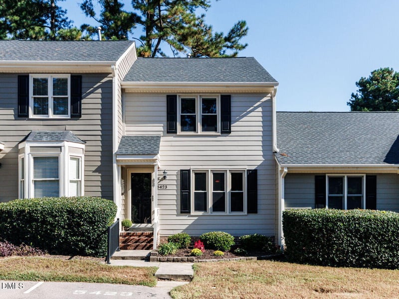 5423 Sharpe Dr, Raleigh, NC 27612
