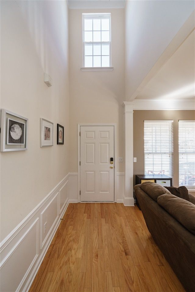 5423 Wind Mountain Ln, Raleigh, NC 27613