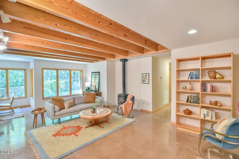 5424 Hawes Rd, Hillsborough, NC 27278