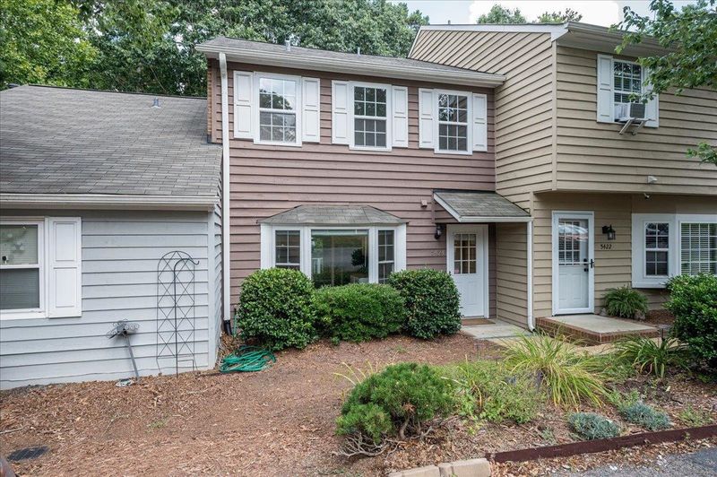 5424 Pine Top Cir, Raleigh, NC 27612