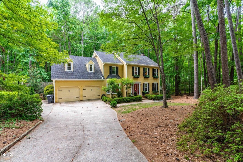 5425 Hawthorne Way, Raleigh, NC 27613