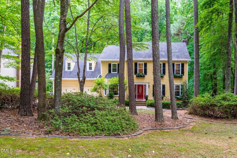 5425 Hawthorne Way, Raleigh, NC 27613