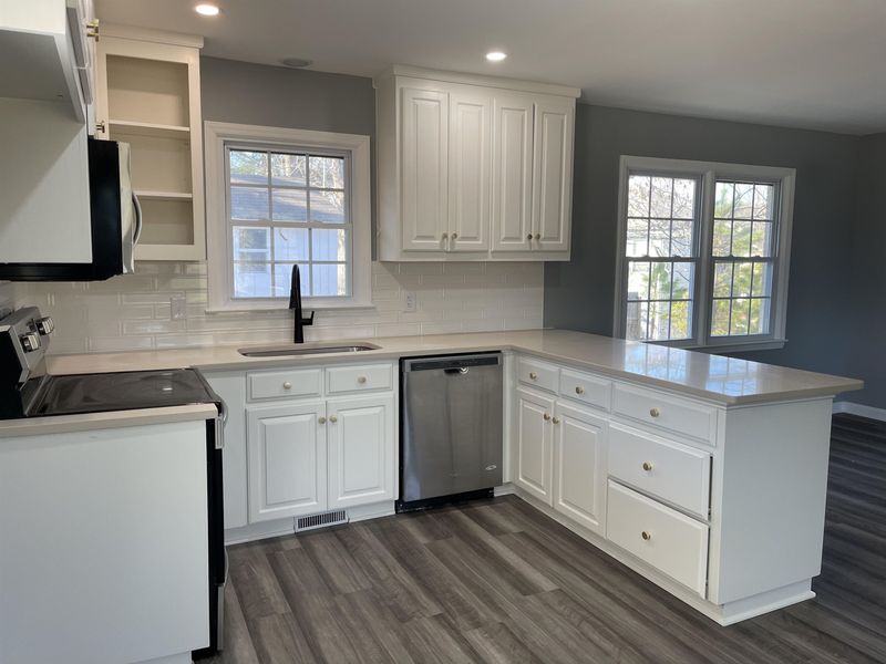 5425 Louisburg Rd, Raleigh, NC 27616