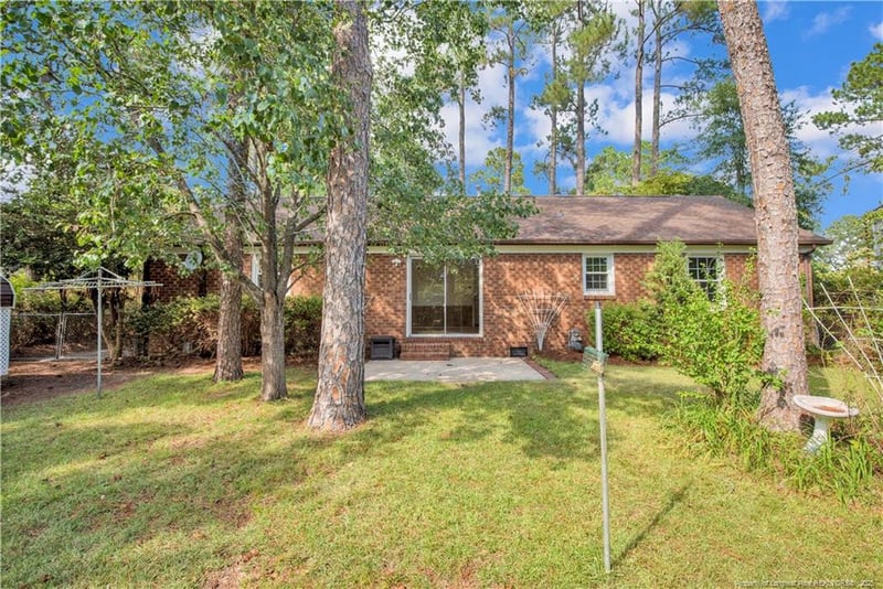 5425 Sandstone Dr, Fayetteville, NC 28311