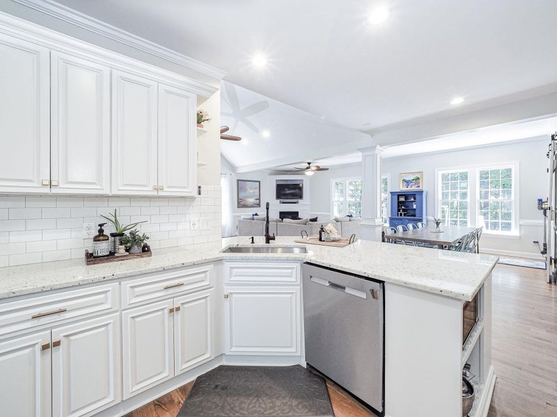 5425 Stewartby Dr, Raleigh, NC 27613