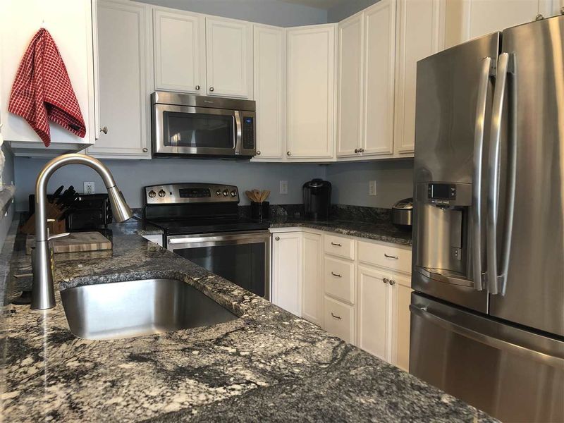 5426 Goldenglow Way, Raleigh, NC 27606