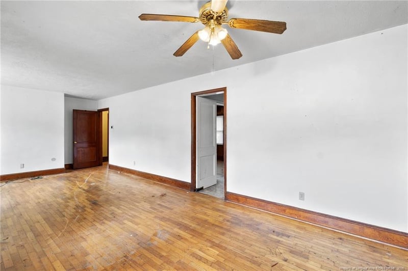 5427 Birch Rd, Fayetteville, NC 28304