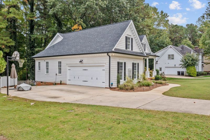 5427 Brushy Meadows Dr, Fuquay Varina, NC 27526