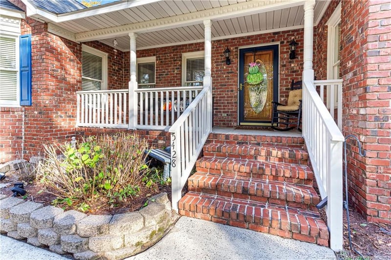 5428 Kentucky Ln, Hope Mills, NC 28348