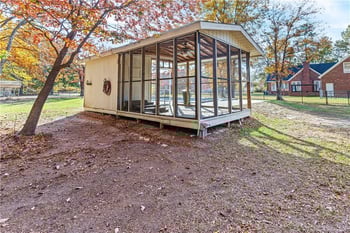 5428 Kentucky Ln, Hope Mills, NC 28348