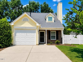 5428 Roan Mountain Pl, Raleigh, NC 27613