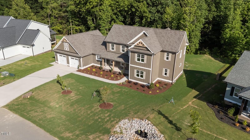 543 Allesandra Dr, Clayton, NC 27527