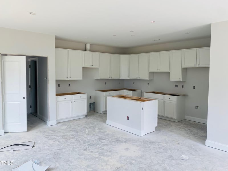 543 Barrington Row Ave #223, Zebulon, NC 27597