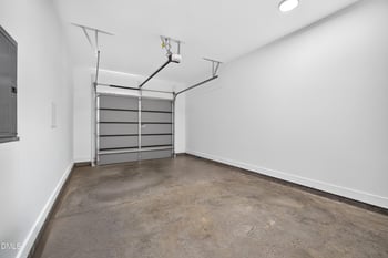 543 Bragg St, Raleigh, NC 27610