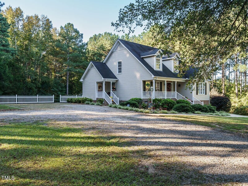 543 Dycus Rd, Sanford, NC 27330