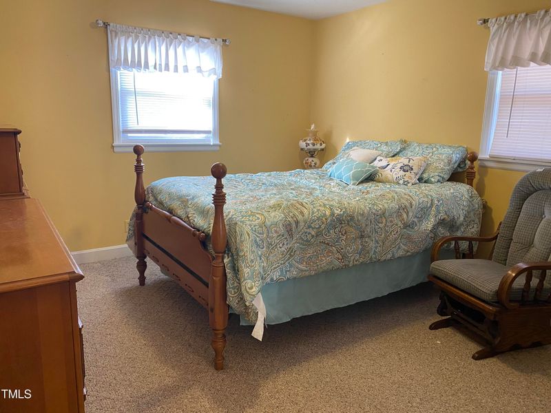543 Elva Dr, Burlington, NC 27217