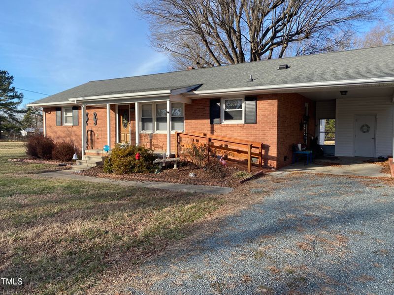 543 Elva Dr, Burlington, NC 27217