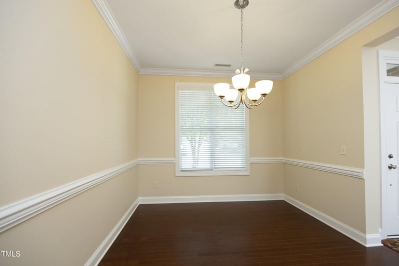 543 Finnbar Dr, Cary, NC 27519