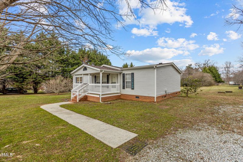 543 Moss Creek Dr, Roxboro, NC 27574