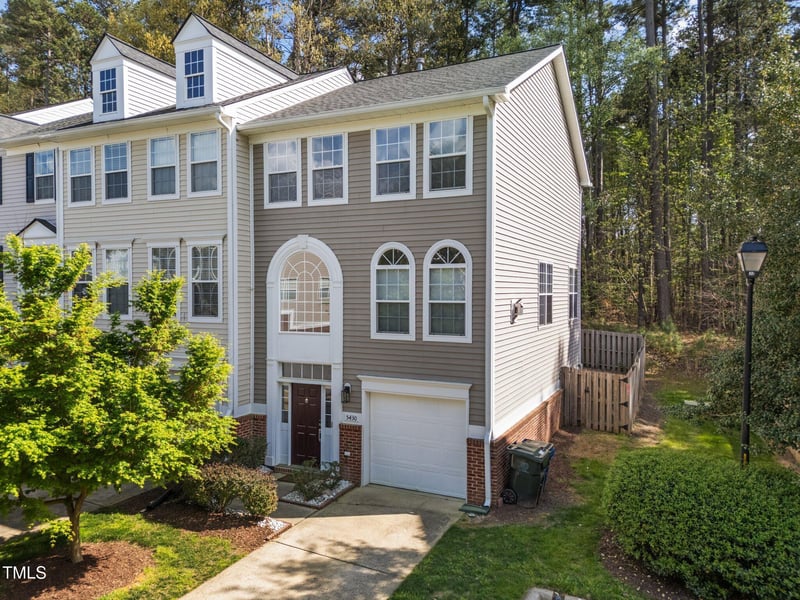 5430 Crabtree Park Ct, Raleigh, NC 27612