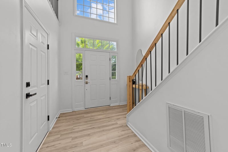 5430 Crabtree Park Ct, Raleigh, NC 27612