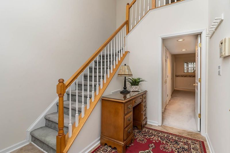 5430 Crabtree Park Dr, Raleigh, NC 27612