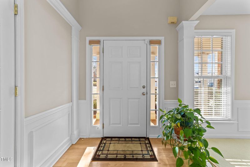5430 Wind Mountain Ln, Raleigh, NC 27613