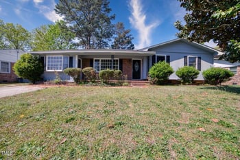 5431 Plateau Rd, Fayetteville, NC 28303