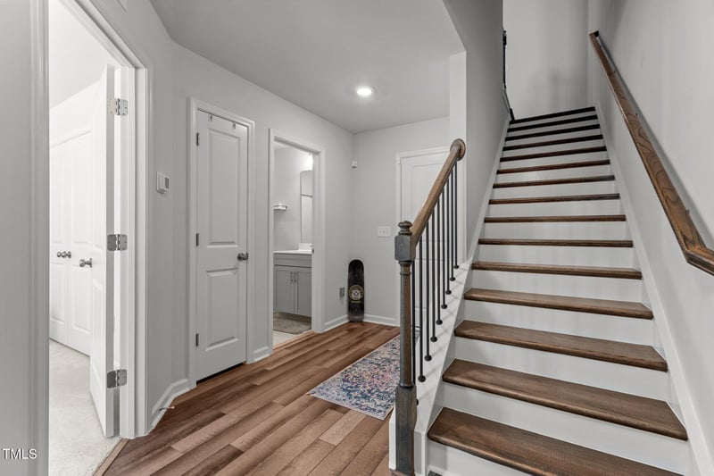 5432 Crescent Square St, Raleigh, NC 27616