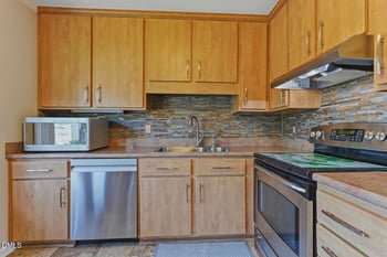5435 Pine Top Cir, Raleigh, NC 27612