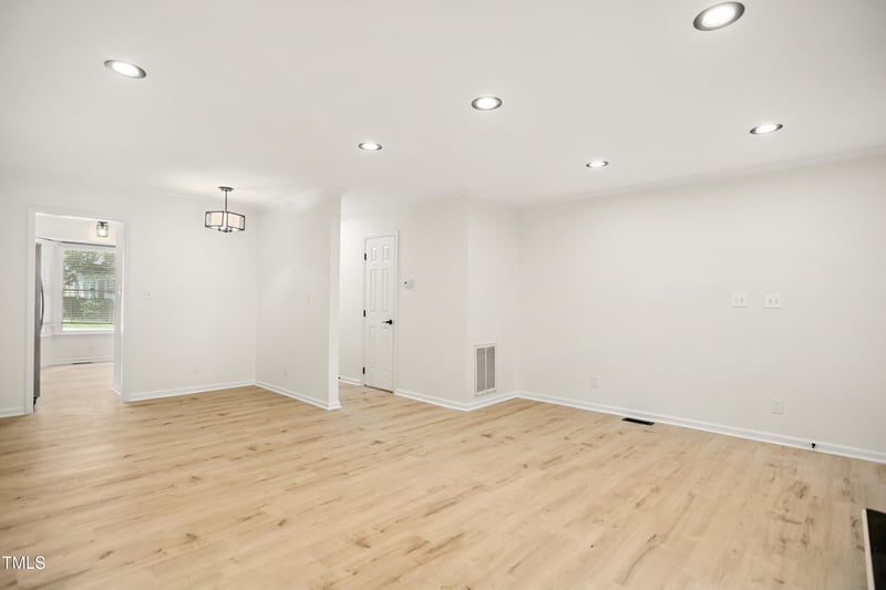5436 Sharpe Dr, Raleigh, NC 27612