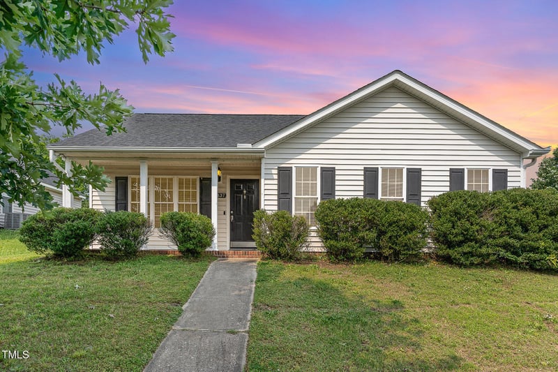 5437 Advantis Dr, Raleigh, NC 27610