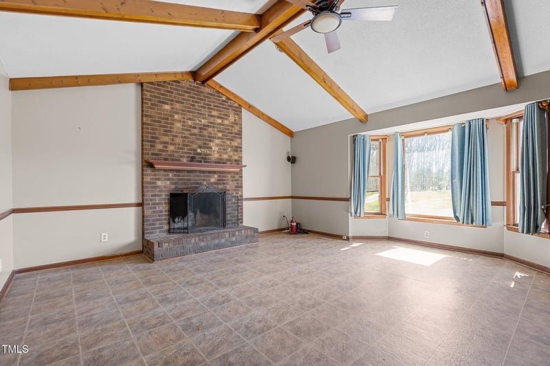 5437 Grasshopper Rd, Raleigh, NC 27610