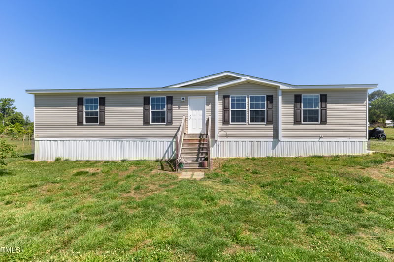 5437 Nc 39 , Selma, NC 27576