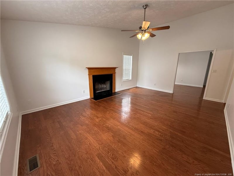 5438 Biscoe St, Hope Mills, NC 28348