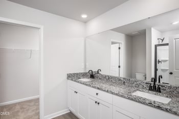 544 Chedworth Dr, Angier, NC 27501