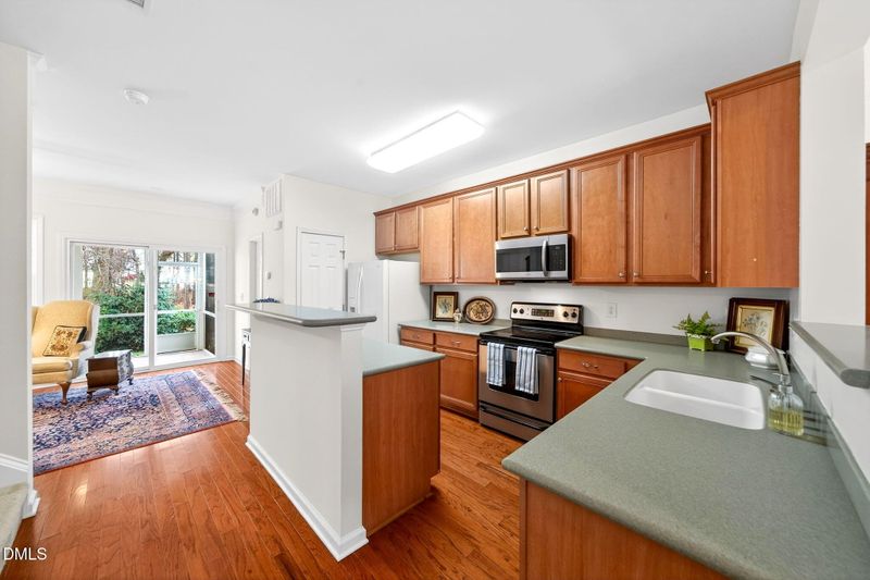 544 N Elm Ave, Wake Forest, NC 27587