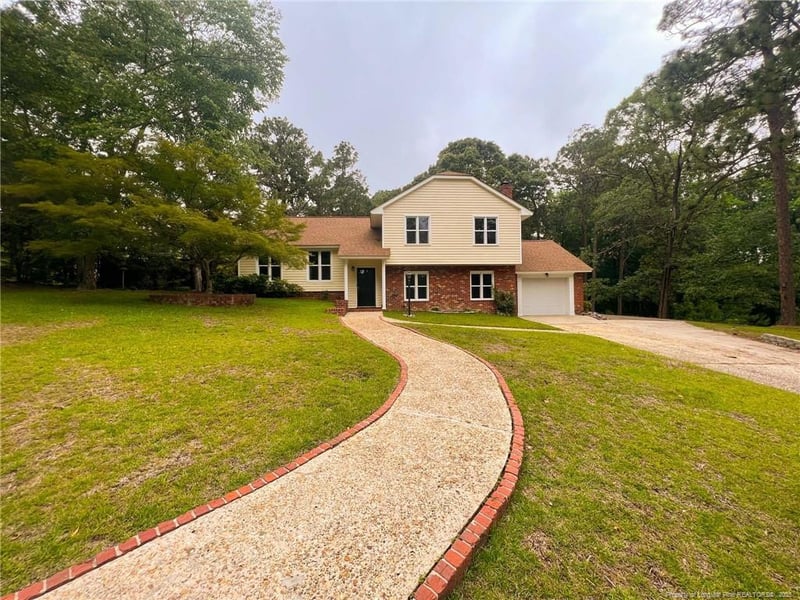 544 Hilliard Dr, Fayetteville, NC 28311