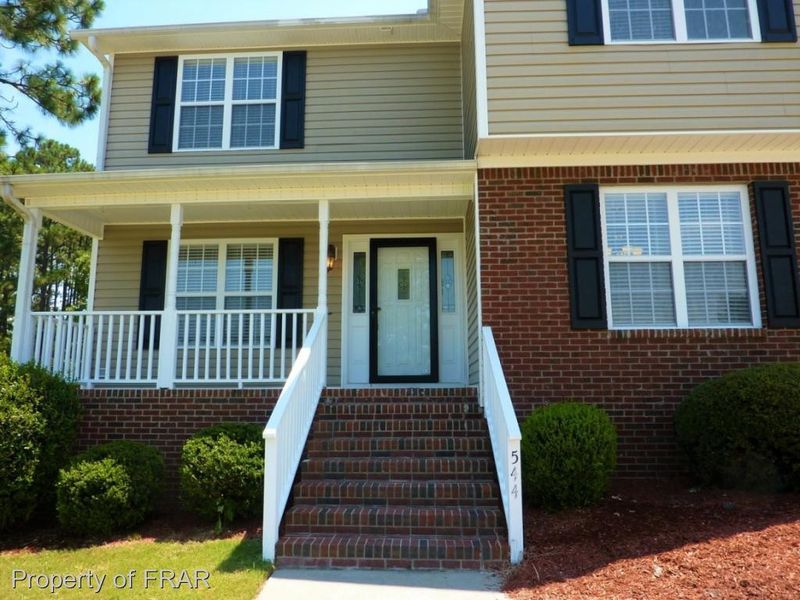 544 Pinevalley Ln, Sanford, NC 27332