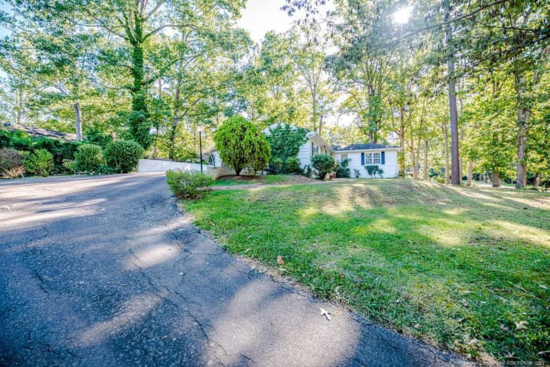 544 Sunset Dr, Sanford, NC 27330