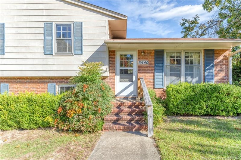 5440 Hampton Rd, Fayetteville, NC 28311