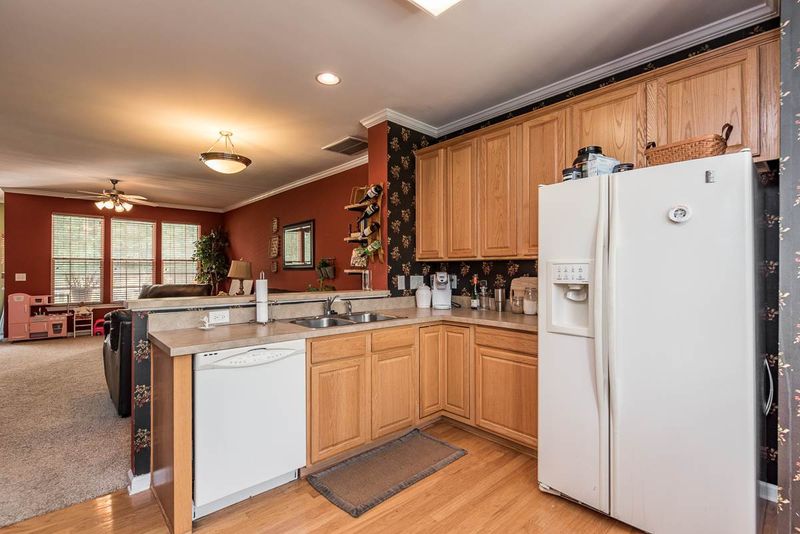 5441 Crescentview Pw, Raleigh, NC 27606