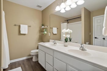 5442 Echo Ridge Rd, Raleigh, NC 27612