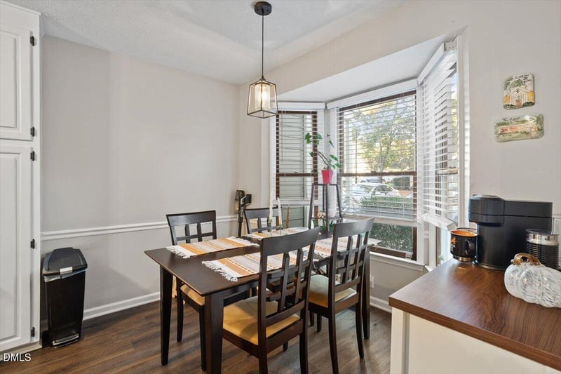 5442 Sharpe Dr, Raleigh, NC 27612