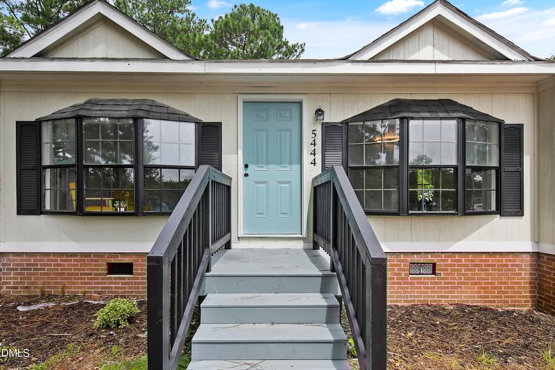 5444 Gilcrest Sands Dr, Hope Mills, NC 28348