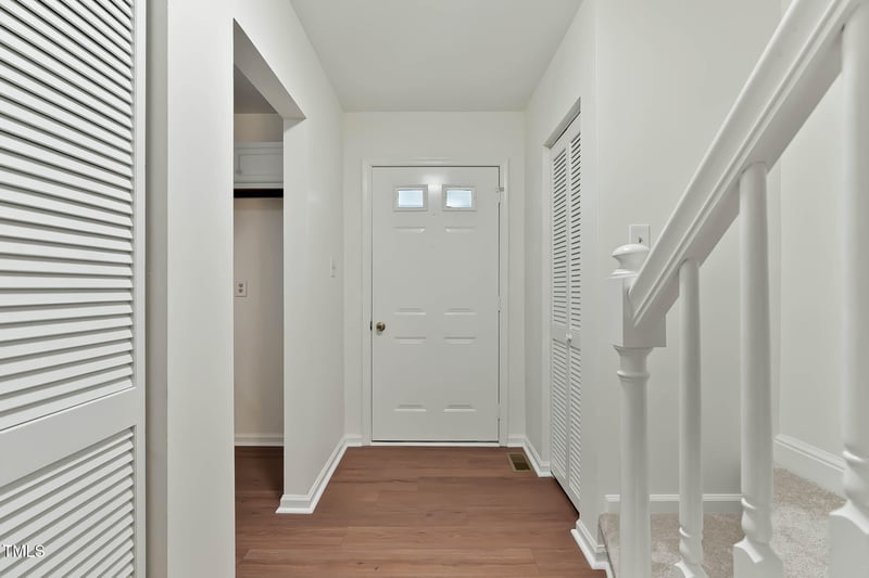 5444 Pine Top Cir, Raleigh, NC 27612